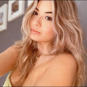 Meet your Posher, Tina